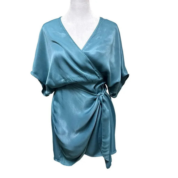 Zara Green Satin Effect Wrap Dress Size Small Coctail Wedding - Picture 3 of 9